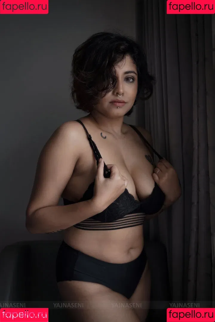 Yajnaseni Onlyfans Photo Gallery 