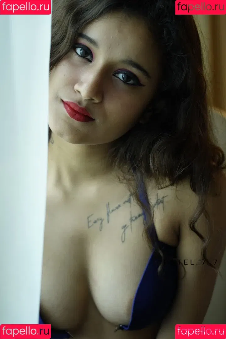 Yajnaseni Onlyfans Photo Gallery 