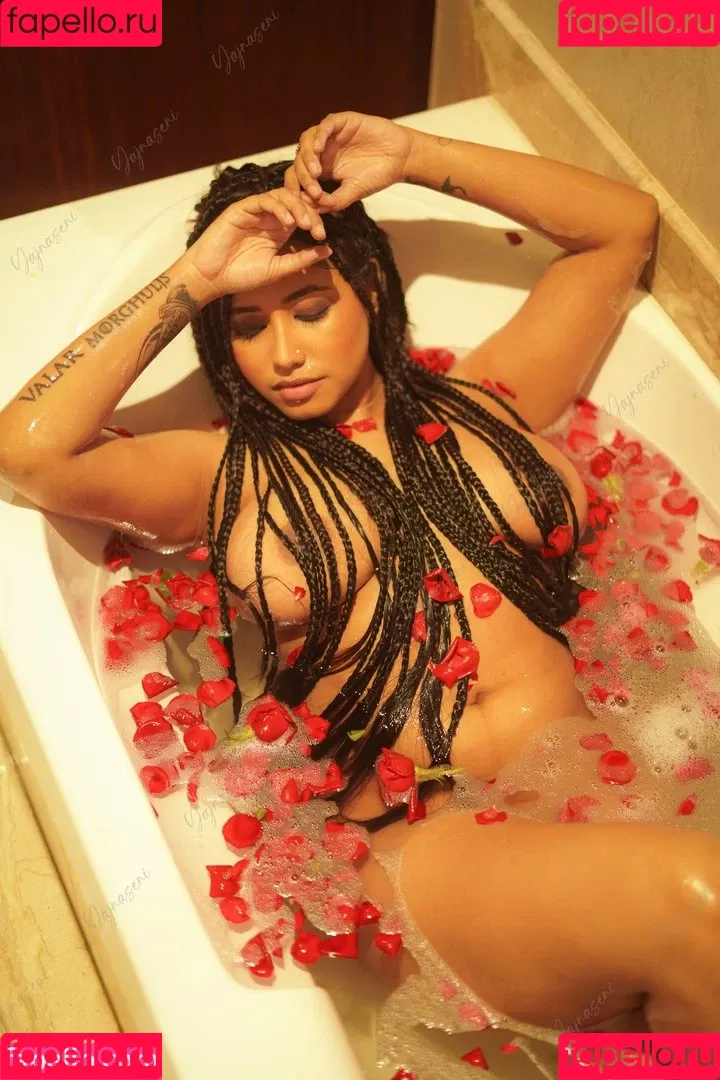 Yajnaseni Onlyfans Photo Gallery 