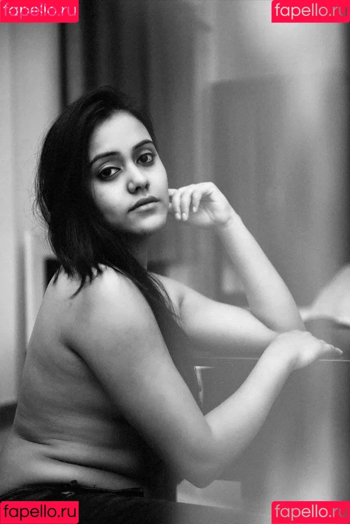 Yajnaseni Onlyfans Photo Gallery 