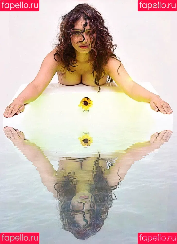 Yajnaseni Onlyfans Photo Gallery 