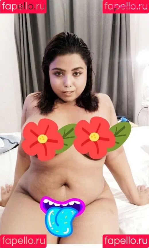 Yajnaseni Onlyfans Photo Gallery 