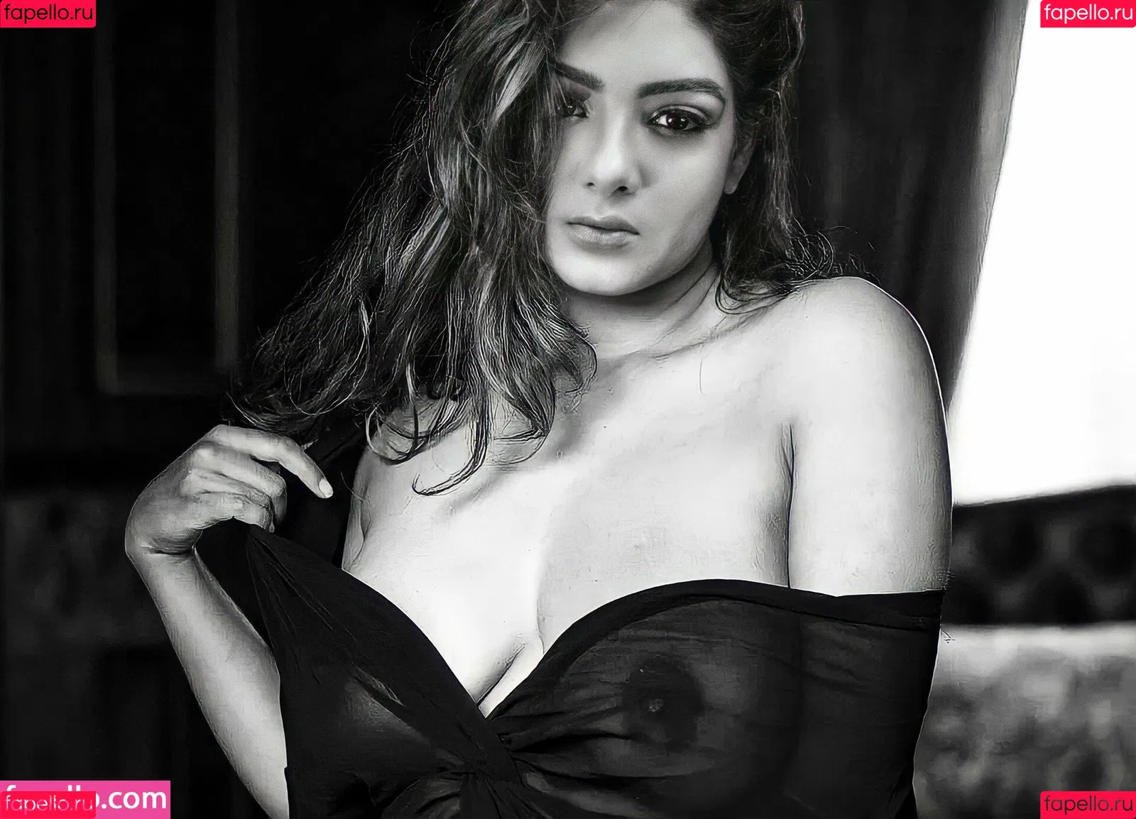 Yajnaseni Onlyfans Photo Gallery 