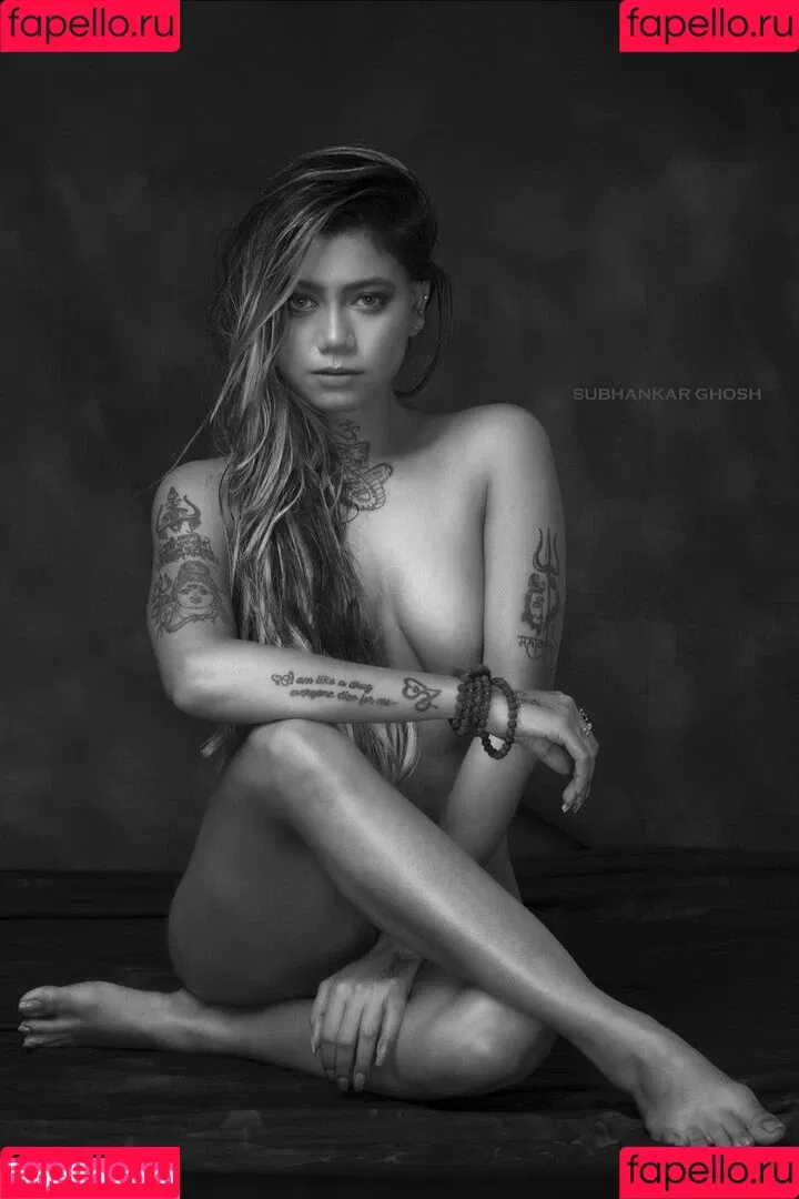 Yajnaseni Onlyfans Photo Gallery 