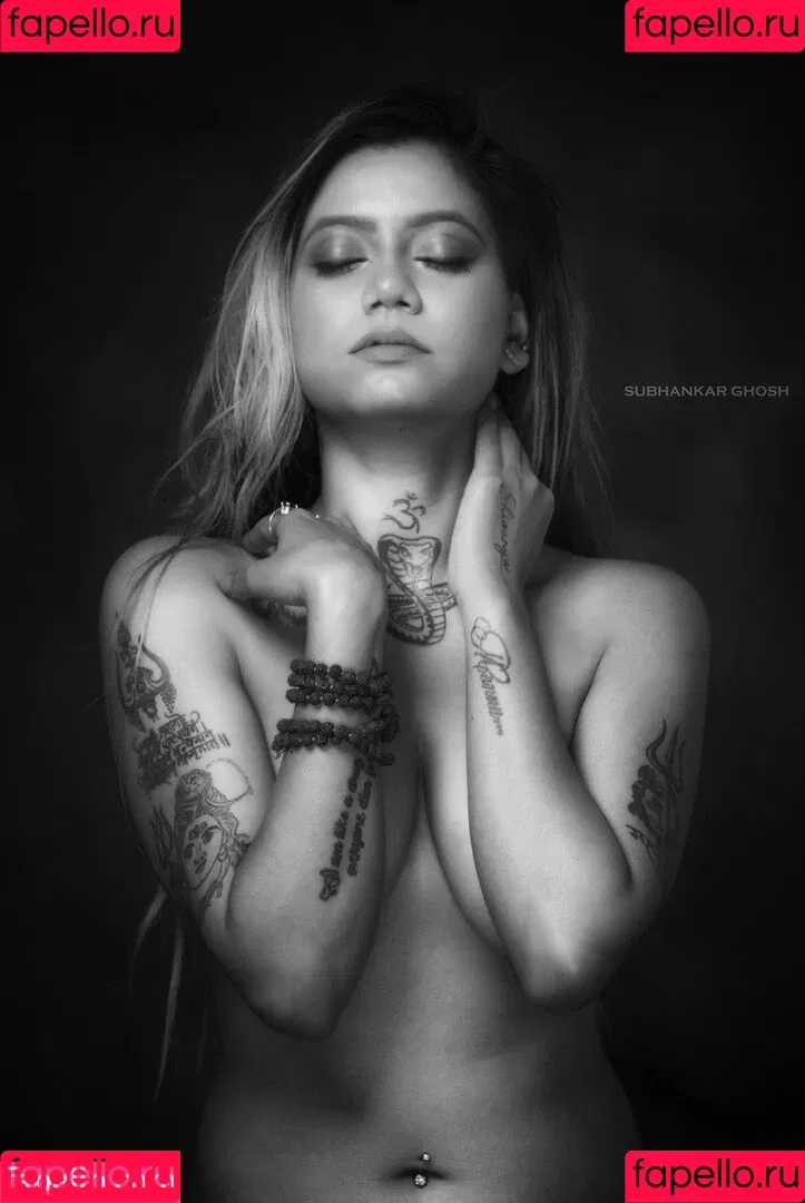 Yajnaseni Onlyfans Photo Gallery 