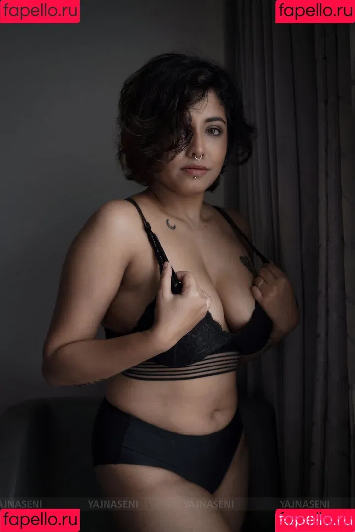 Yajnaseni Onlyfans Photo Gallery 
