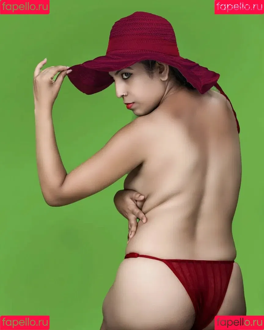 Yajnaseni Onlyfans Photo Gallery 