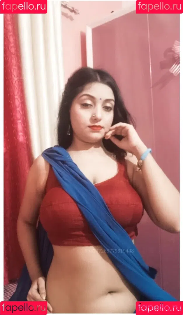 Yajnaseni Onlyfans Photo Gallery 