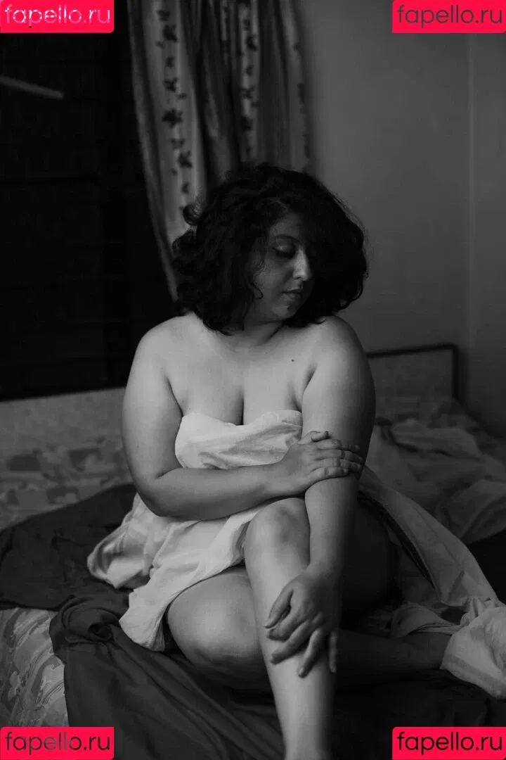 Yajnaseni Onlyfans Photo Gallery 
