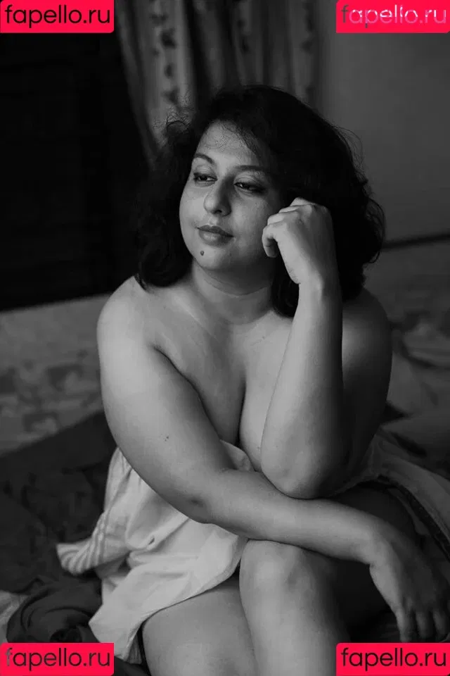 Yajnaseni Onlyfans Photo Gallery 