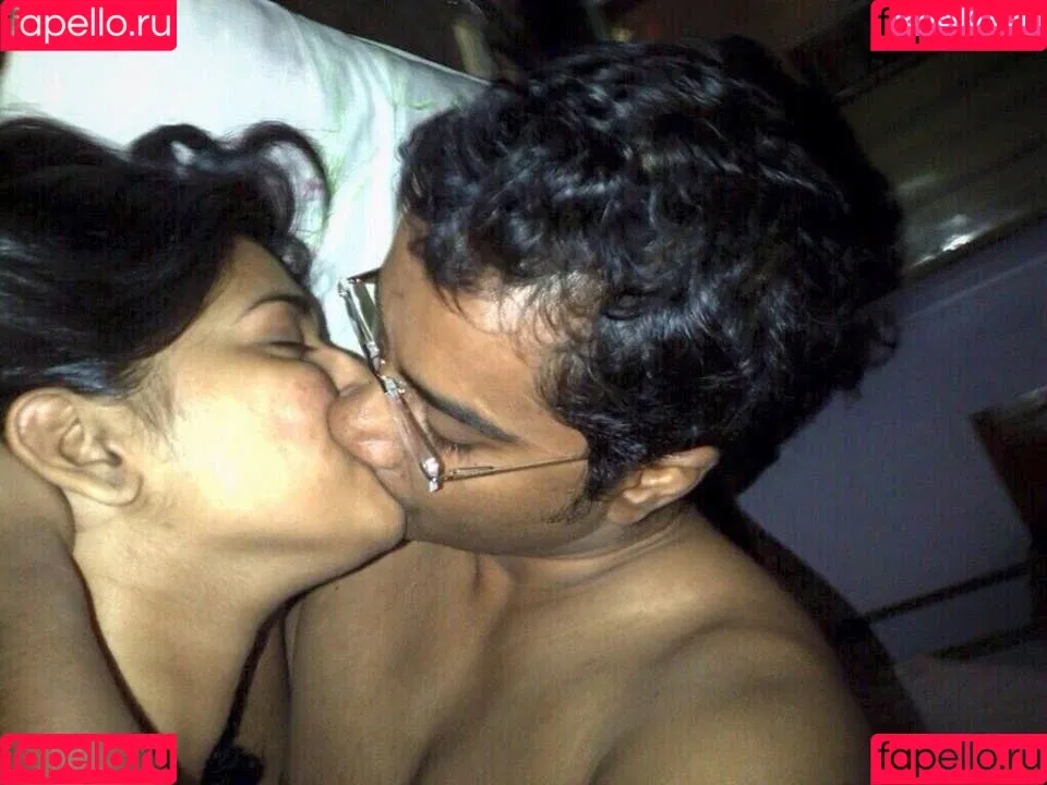 Yajnaseni Onlyfans Photo Gallery 