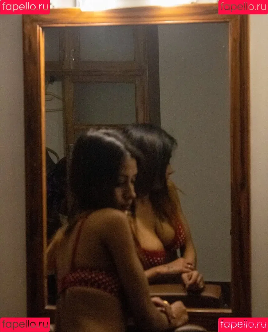 Yajnaseni Onlyfans Photo Gallery 