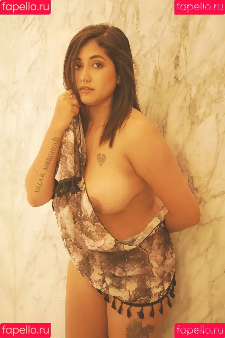 Yajnaseni Onlyfans Photo Gallery 
