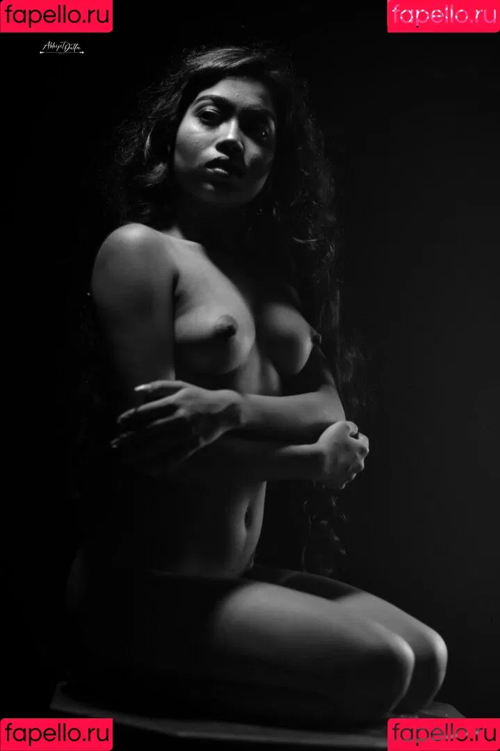 Yajnaseni Onlyfans Photo Gallery 