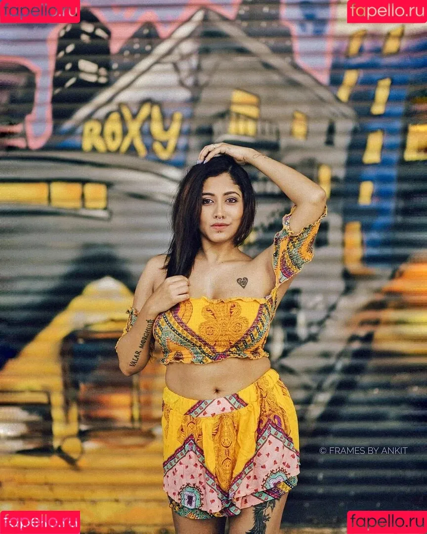 Yajnaseni Onlyfans Photo Gallery 
