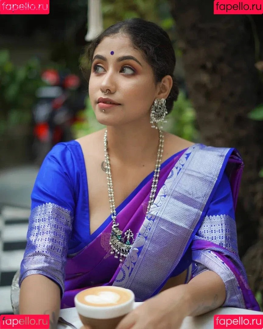 Yajnaseni Onlyfans Photo Gallery 
