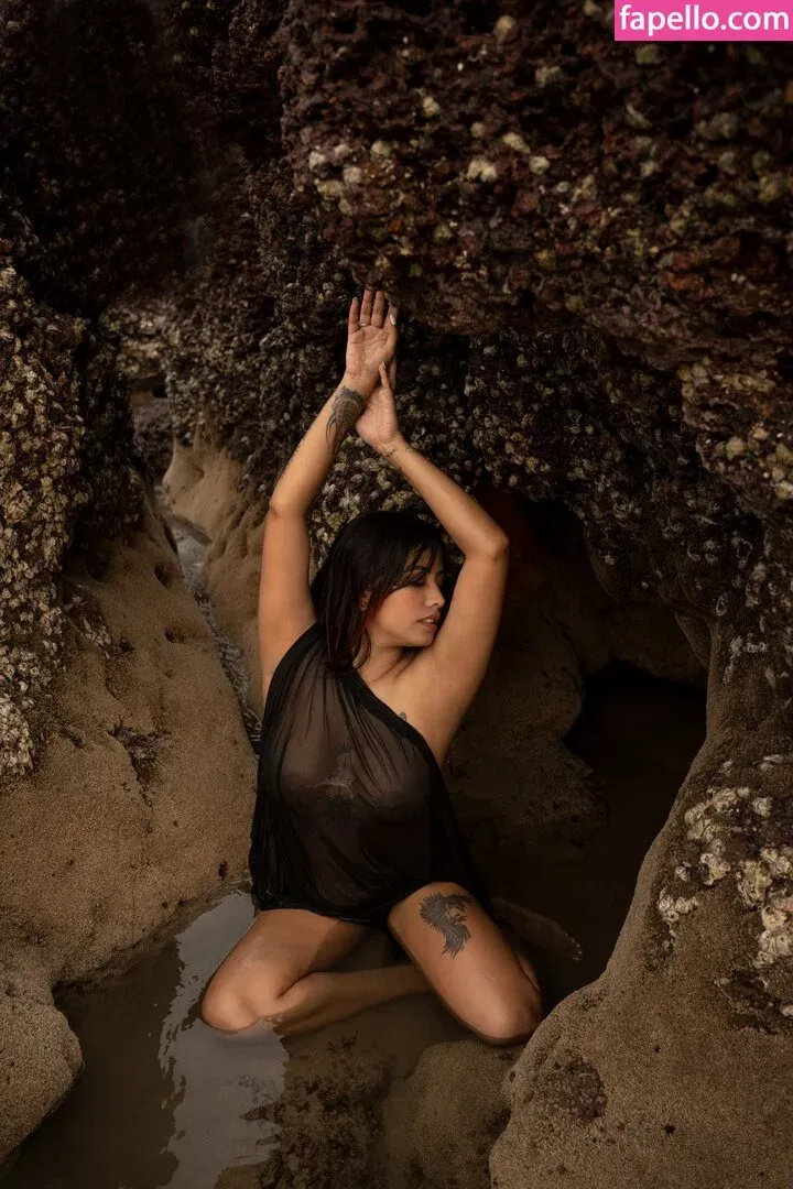 Yajnaseni Onlyfans Photo Gallery 