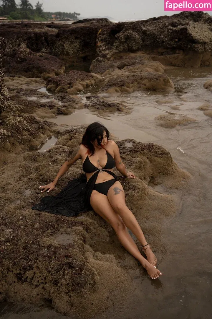 Yajnaseni Onlyfans Photo Gallery 