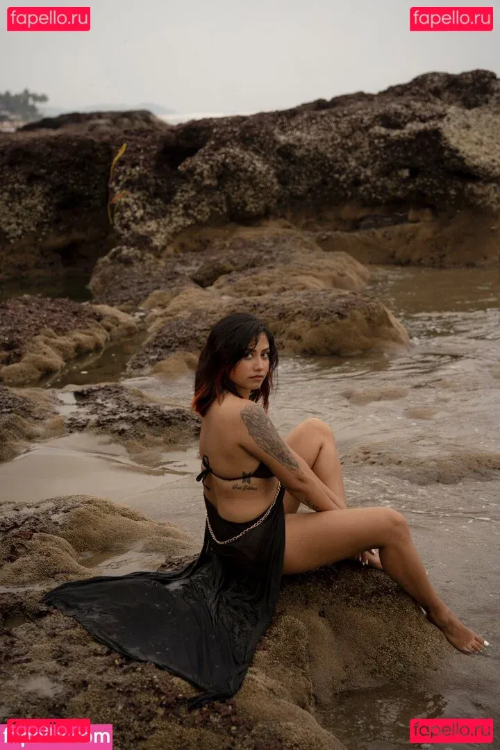 Yajnaseni Onlyfans Photo Gallery 