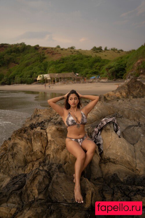 Yajnaseni Onlyfans Photo Gallery 