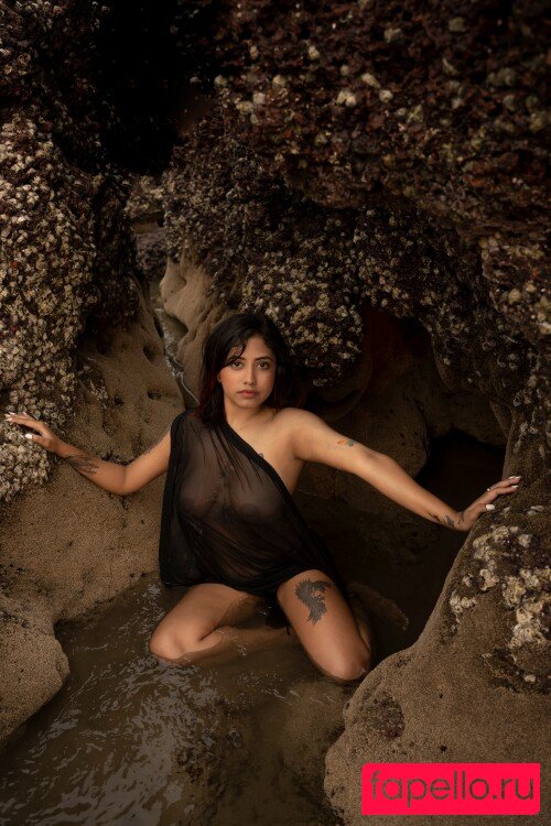 Yajnaseni Onlyfans Photo Gallery 