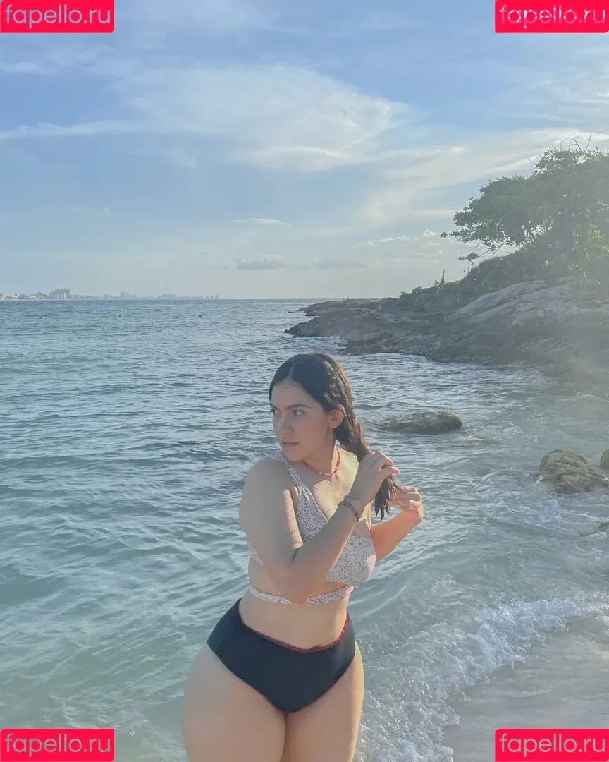 Valeria Alcalá Onlyfans Photo Gallery 