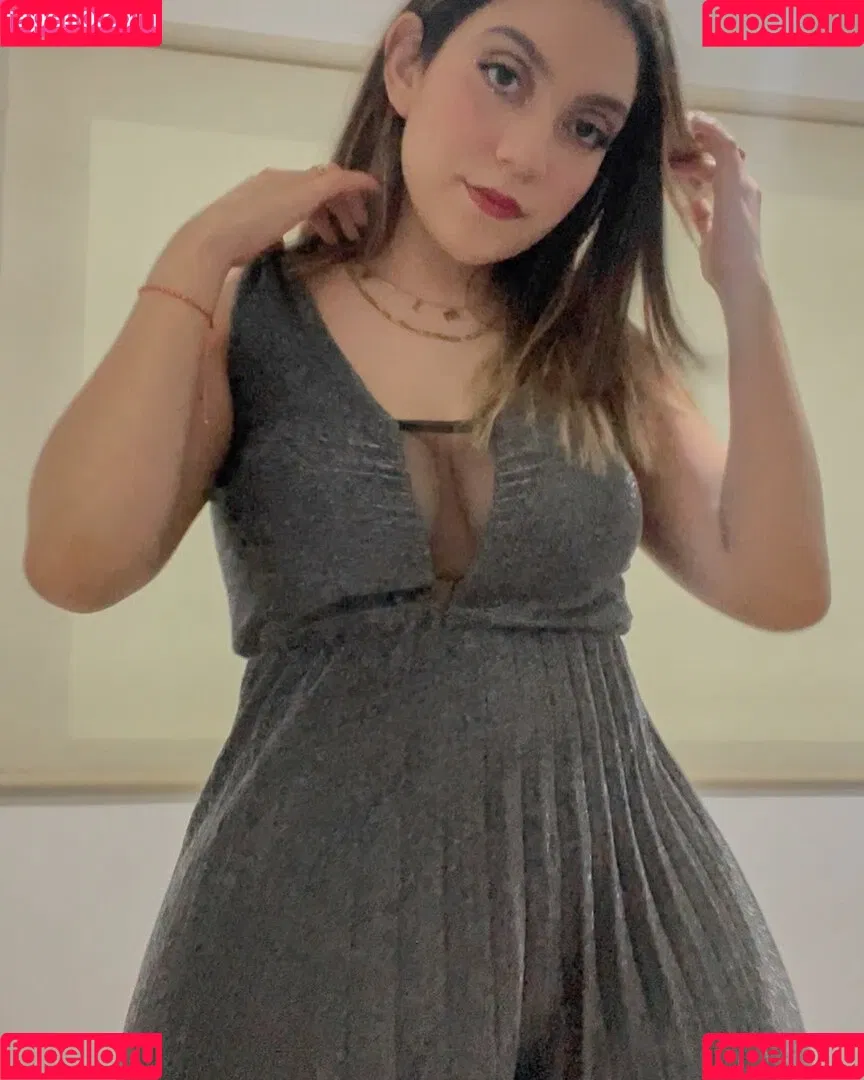 Valeria Alcalá Onlyfans Photo Gallery 