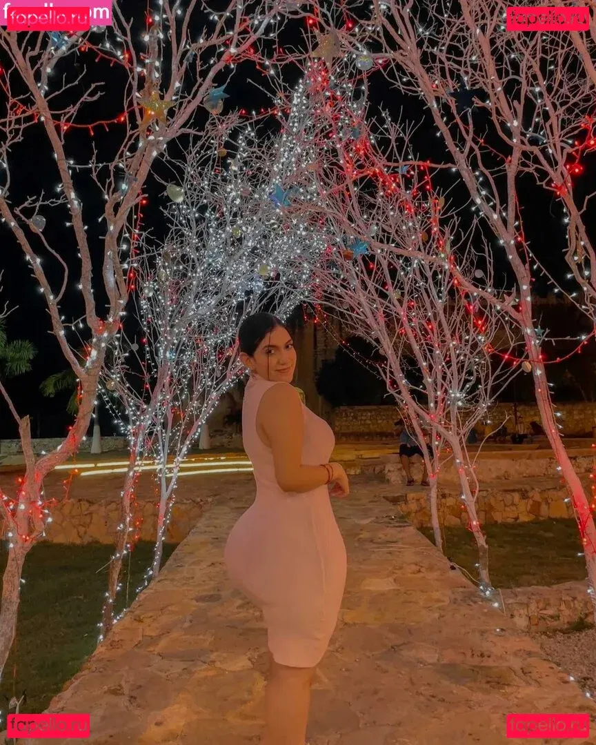 Valeria Alcalá Onlyfans Photo Gallery 