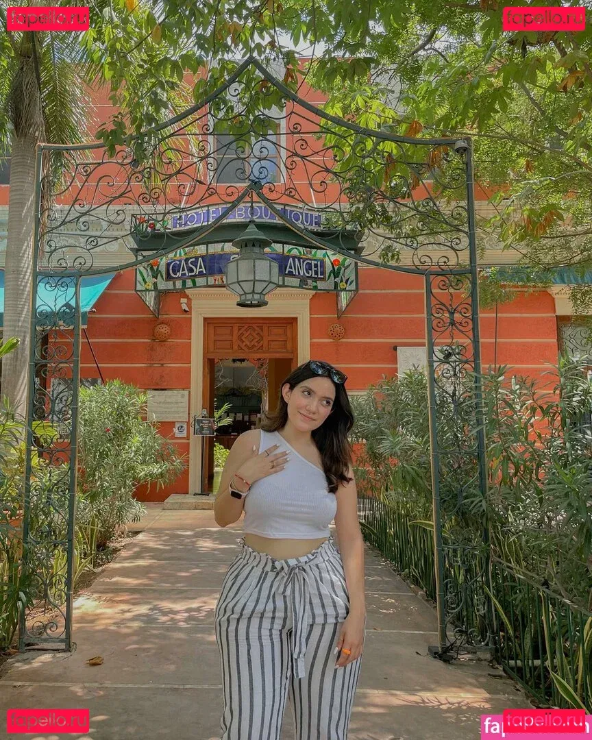 Valeria Alcalá Onlyfans Photo Gallery 