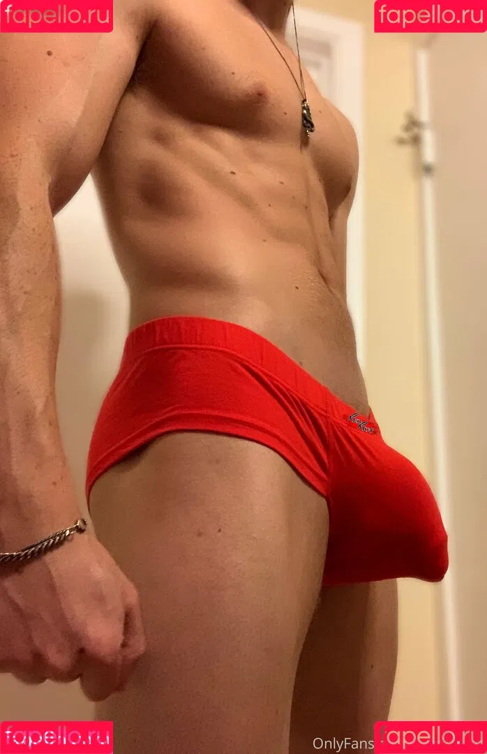 redriotfree Onlyfans Photo Gallery 