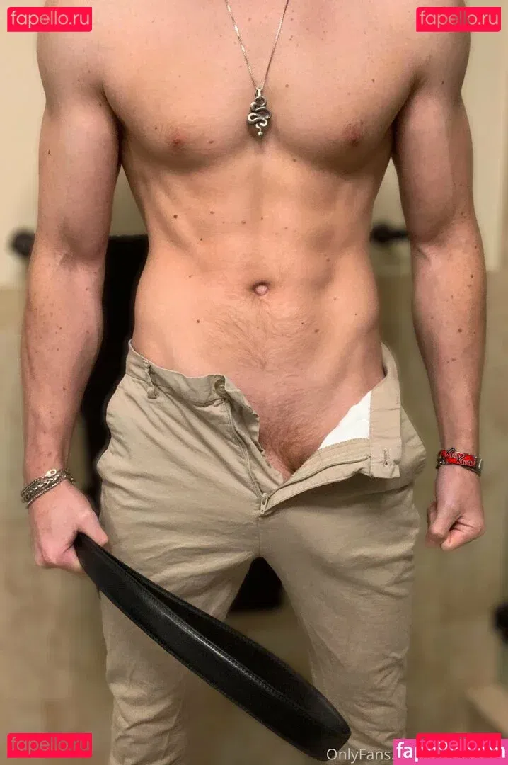 redriotfree Onlyfans Photo Gallery 