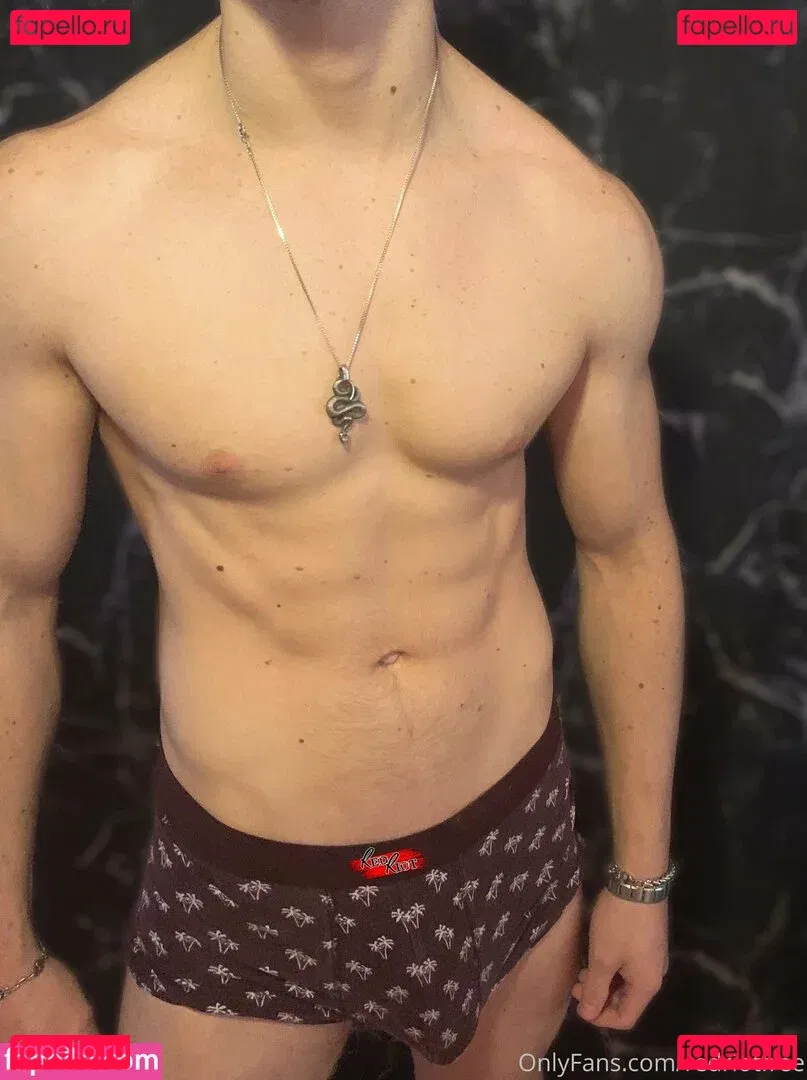 redriotfree Onlyfans Photo Gallery 