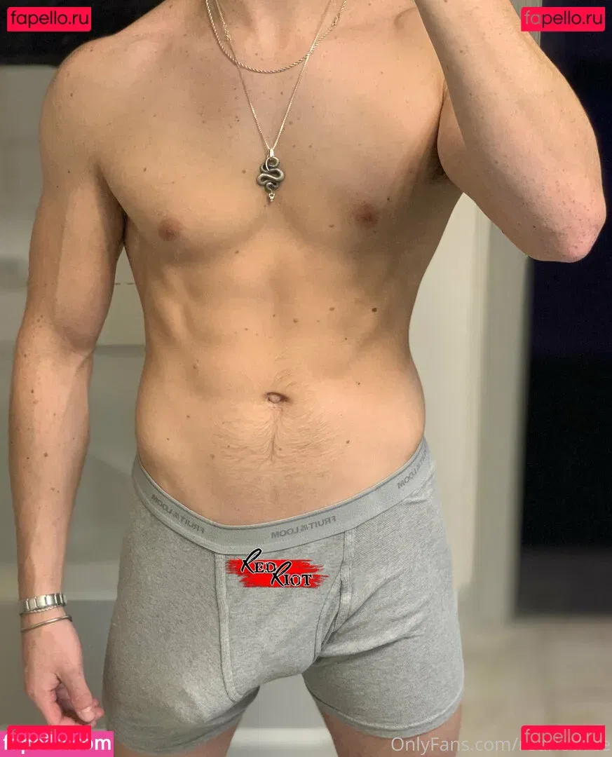 redriotfree Onlyfans Photo Gallery 