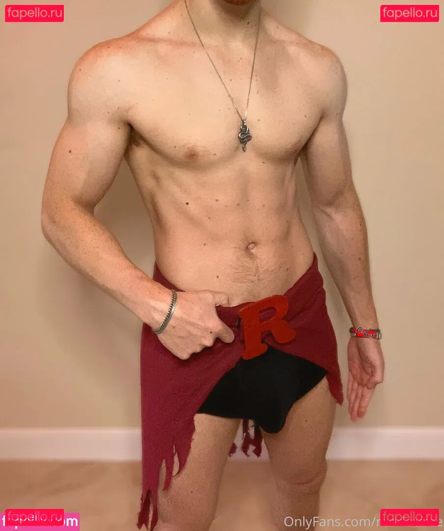 redriotfree Onlyfans Photo Gallery 