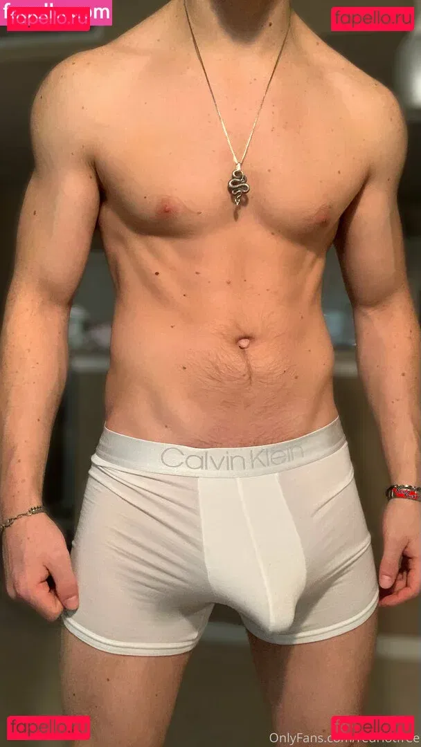 redriotfree Onlyfans Photo Gallery 