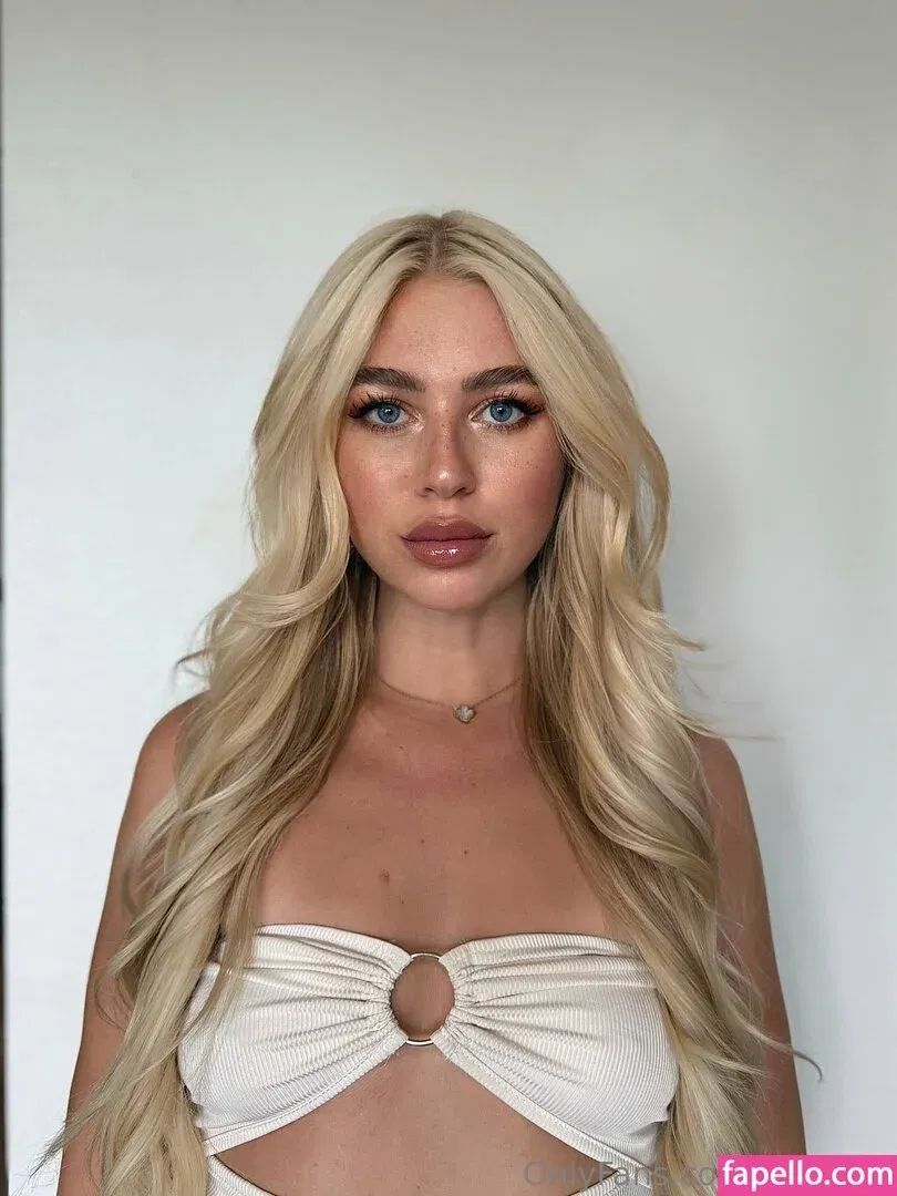 Ellismae Onlyfans Photo Gallery 