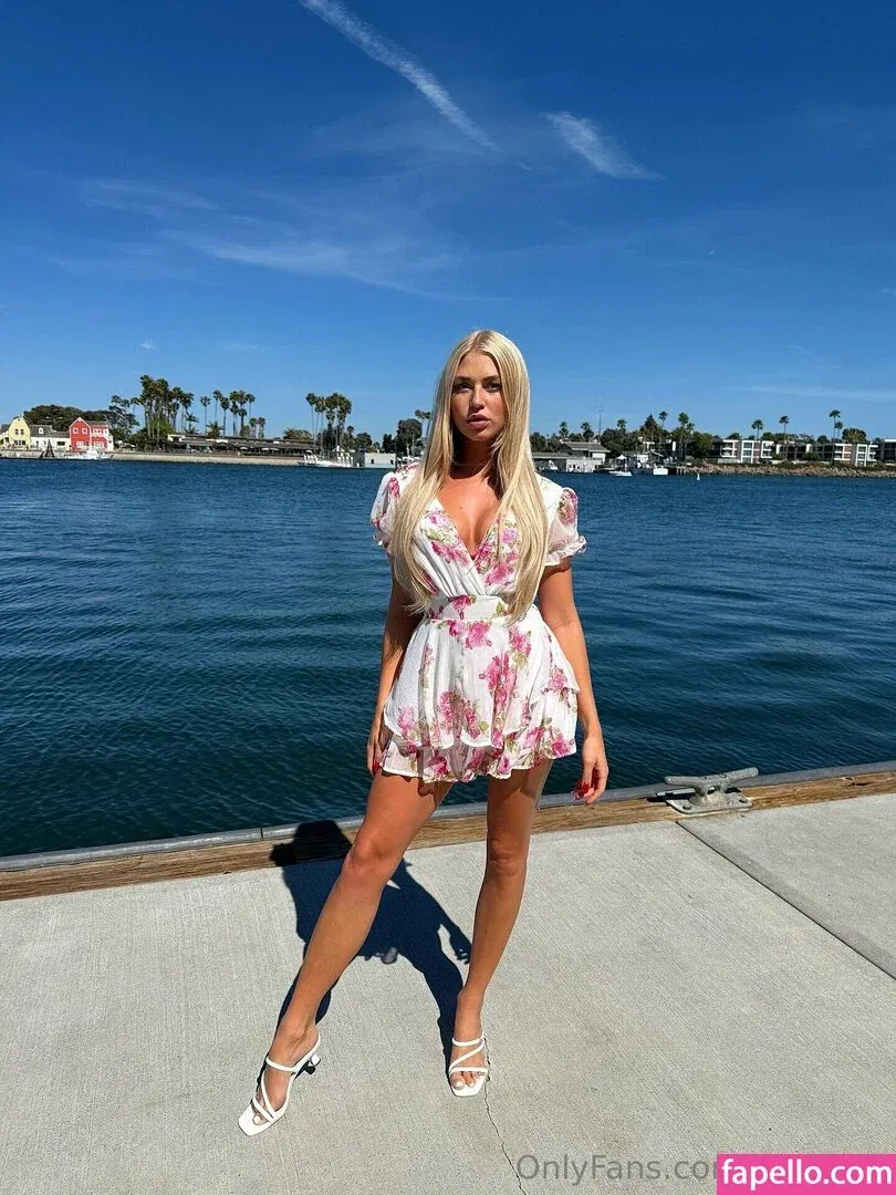 Ellismae Onlyfans Photo Gallery 