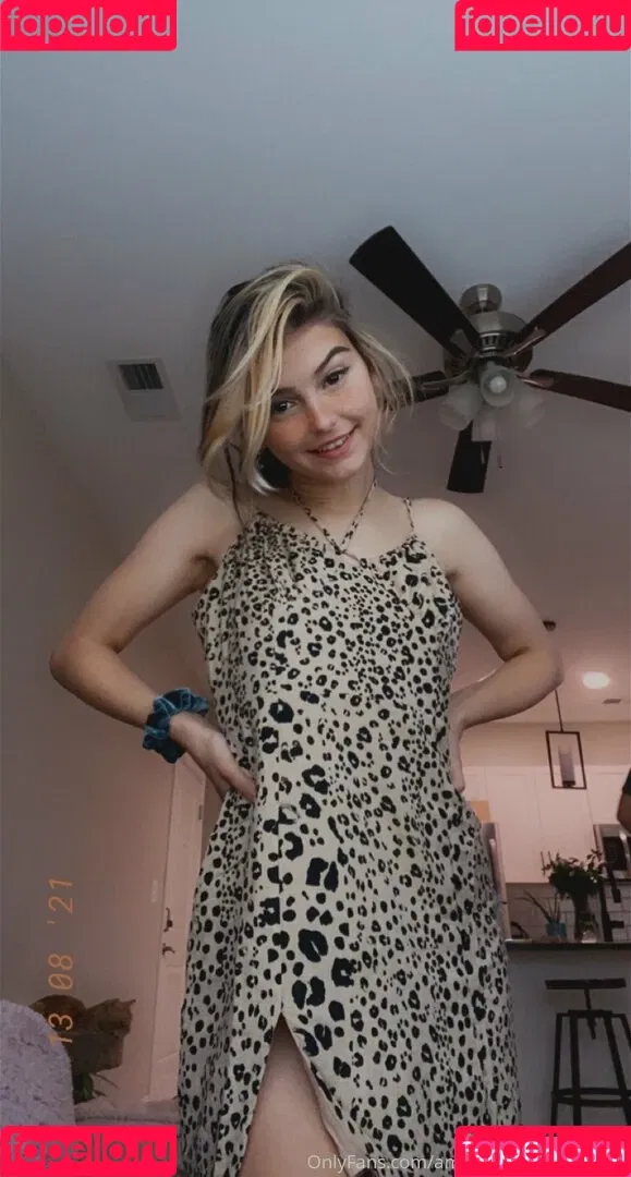 amazinggracefreepage Onlyfans Photo Gallery 