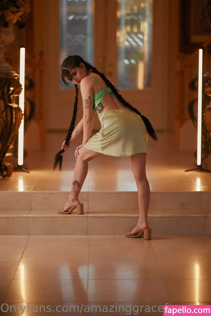 amazinggracefreepage Onlyfans Photo Gallery 