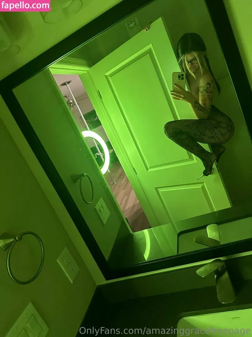 amazinggracefreepage Onlyfans Photo Gallery 