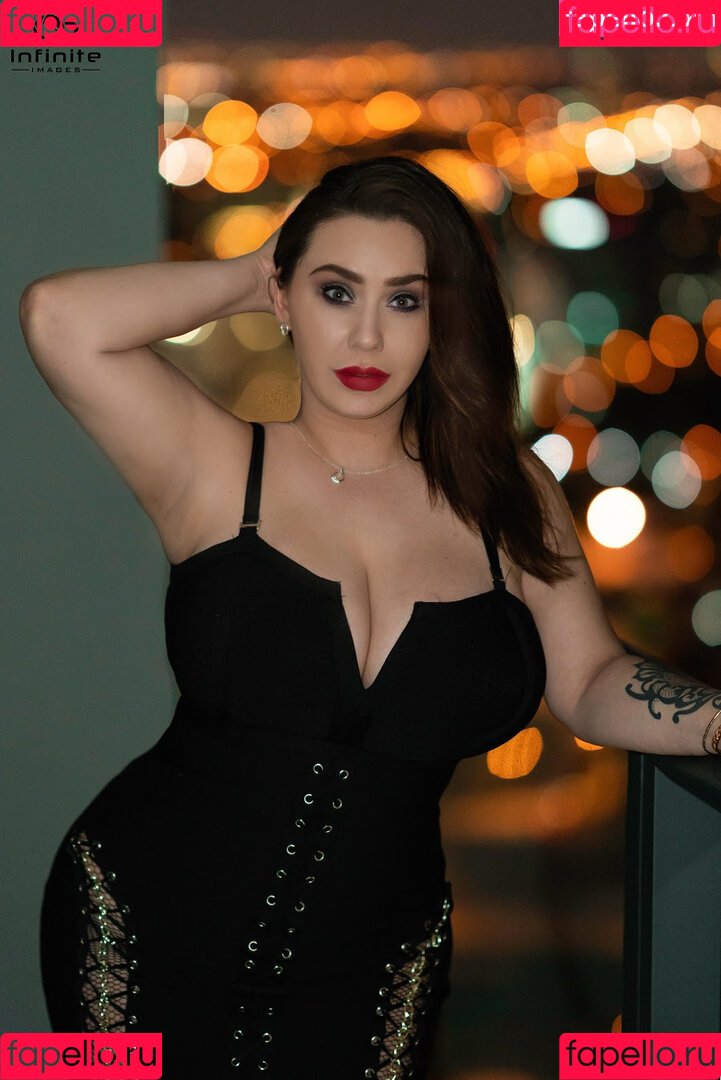 Romichase Onlyfans Photo Gallery 