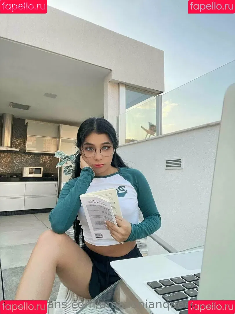 mariamarquez495 Onlyfans Photo Gallery 