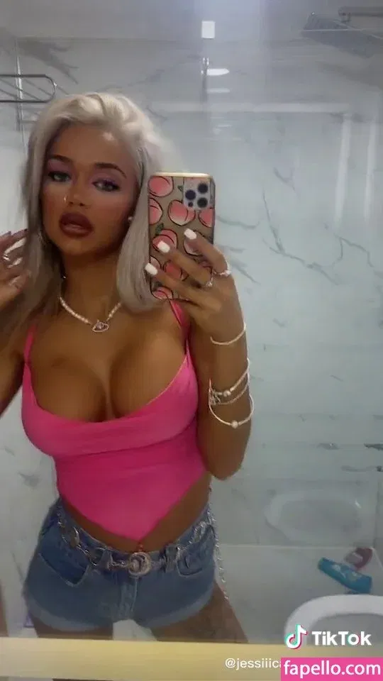 Jessica Brassington Onlyfans Photo Gallery 