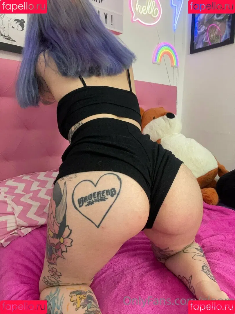 Gloom Onlyfans Photo Gallery 