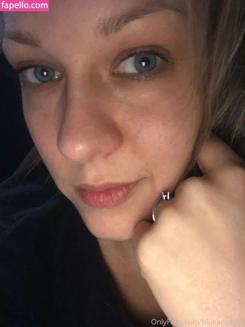 blueangelive Onlyfans Photo Gallery 