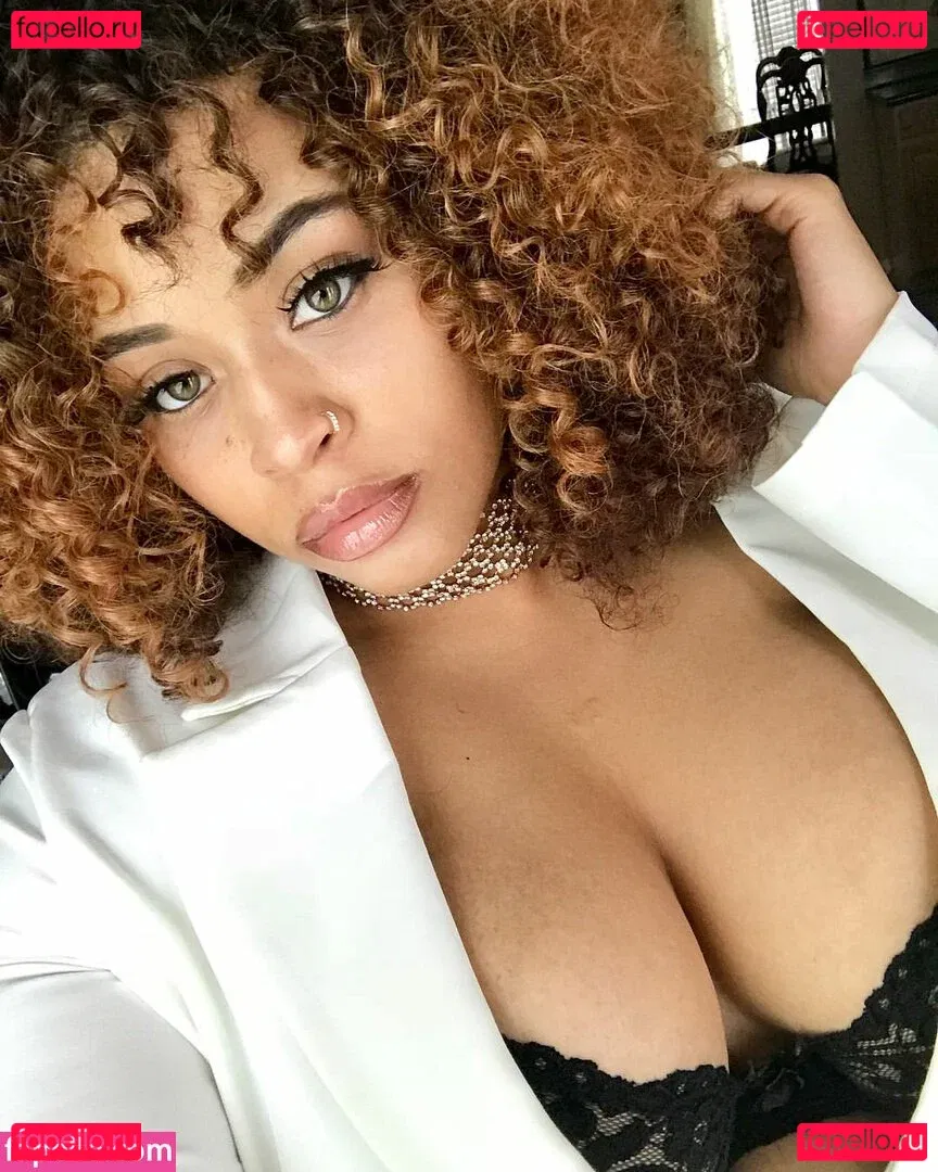 Jasmine Gunn Onlyfans Photo Gallery 