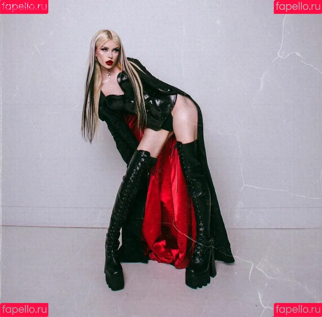 emmanorton Onlyfans Photo Gallery 