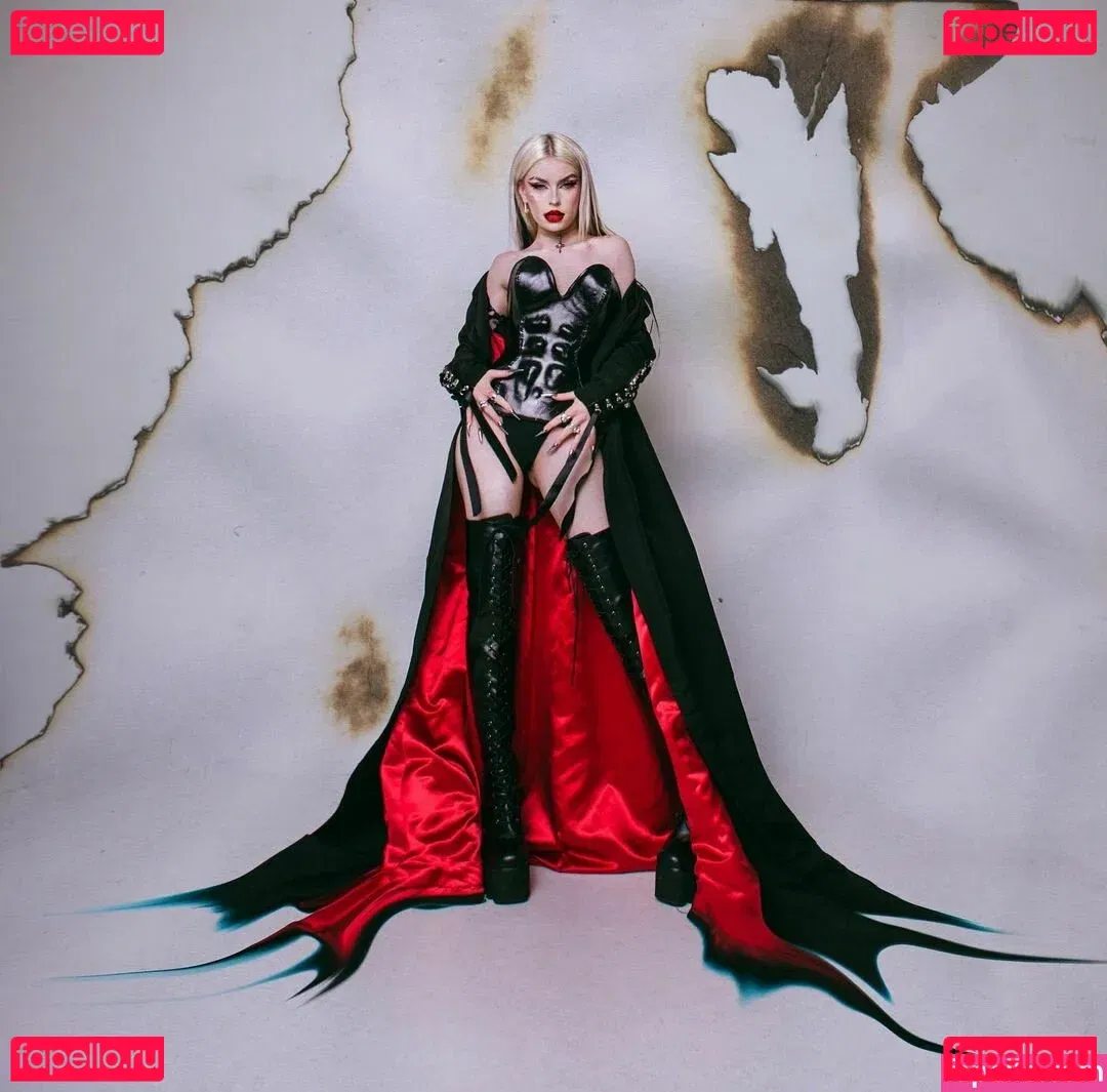 emmanorton Onlyfans Photo Gallery 