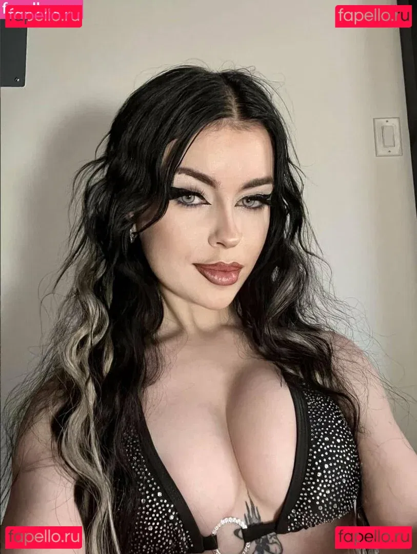 emmanorton Onlyfans Photo Gallery 