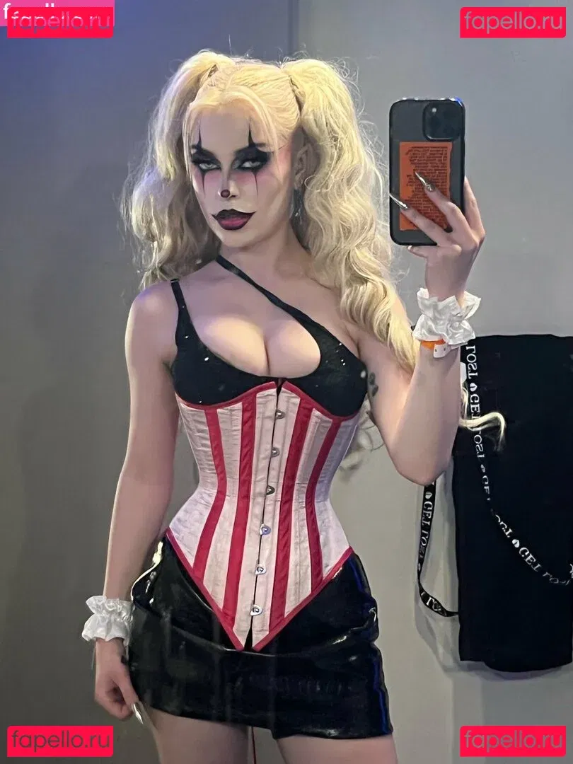 emmanorton Onlyfans Photo Gallery 